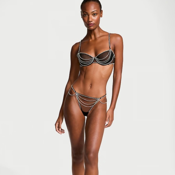 Victoria's Secret Lingerie Set - Picture 1 of 14